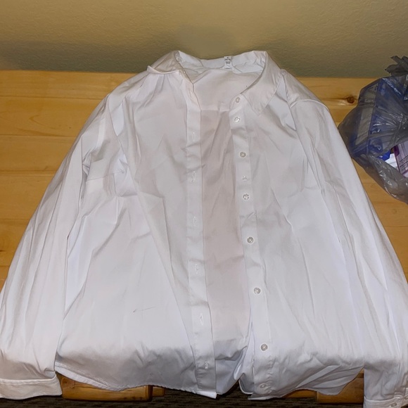 The is a casual button down shirt for men. It by time and tru. - Picture 1 of 1